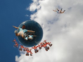 Ritterstraße Welt Ballon.jpg